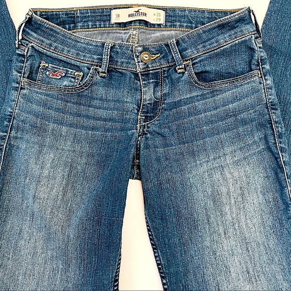HOLLISTER  Low Rise Medium Wash Skinny Jean - Picture 6 of 7